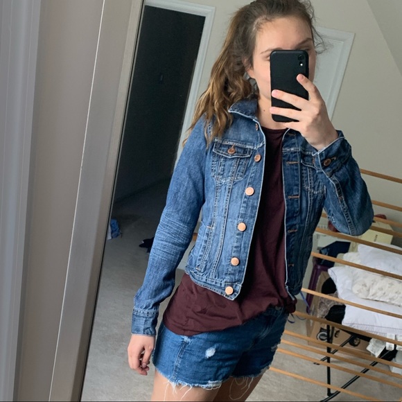 American Eagle Jean Jacket - Picture 6 of 8